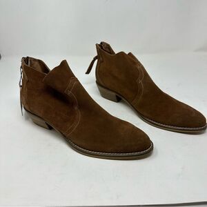 Crevo Suede Round Toe Ankle Booties Size 7.5 Brown New